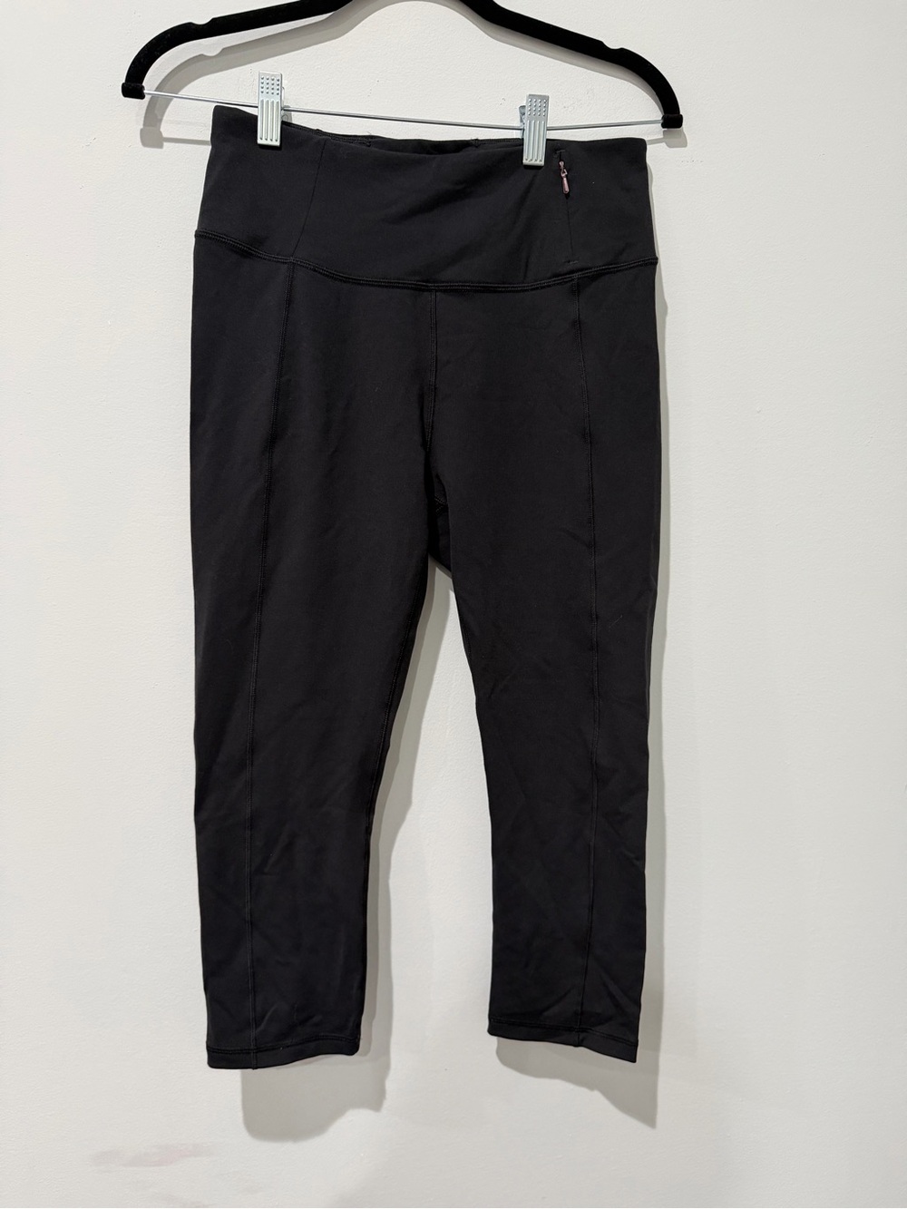 Women’s Black Active Capri Leggings